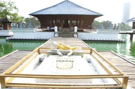 Gangaramaya Meditation Centre 500 Yds